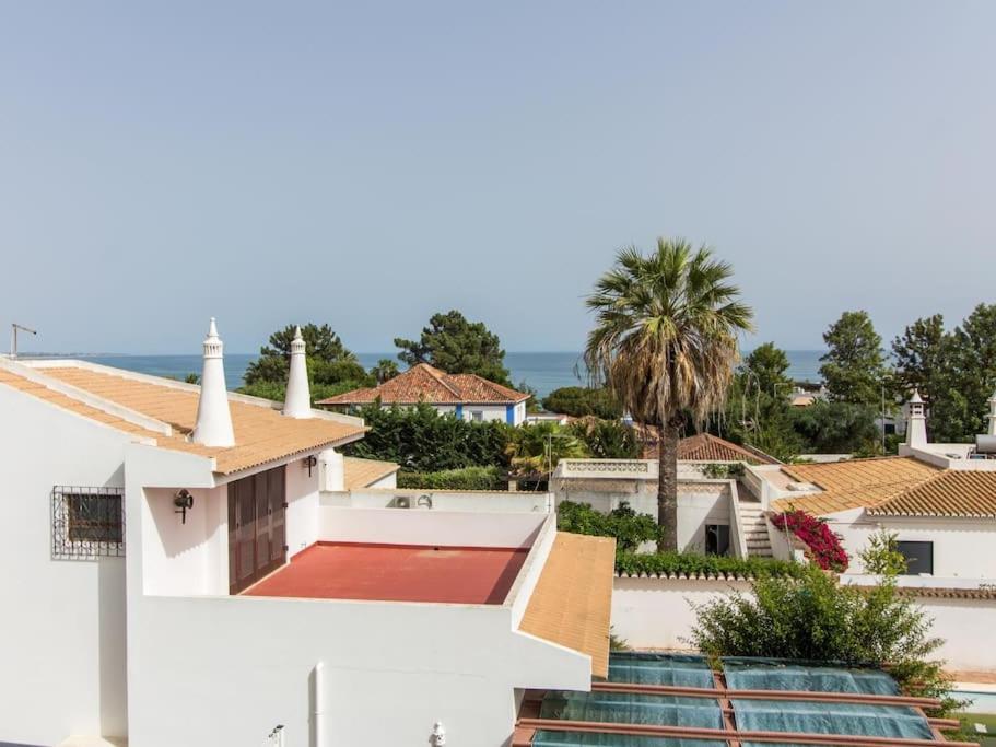 Rainbow House - Sea View & Pool & Garage & Garden & Albufeiraヴィラ エクステリア 写真
