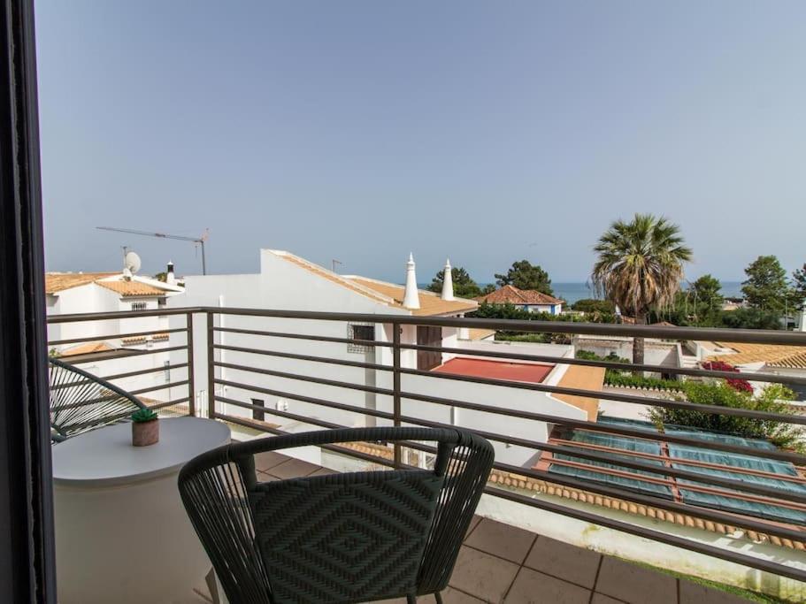 Rainbow House - Sea View & Pool & Garage & Garden & Albufeiraヴィラ エクステリア 写真